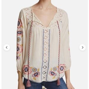 Banjara -Women’s Lace Yolk‎ Top